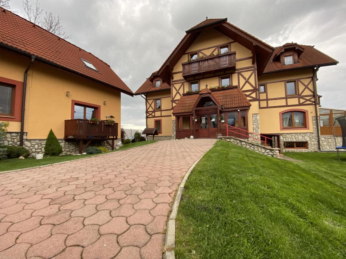 Penzion Bado Stará Lesná Exteriör bild