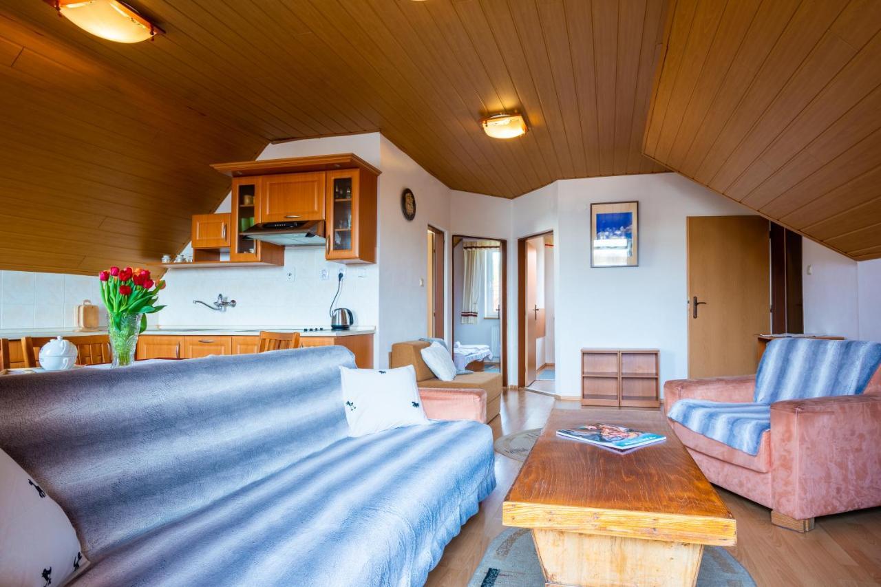 Penzion Bado Stará Lesná Exteriör bild